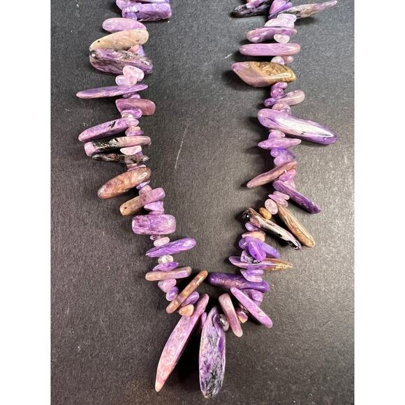 NEW charoite graduated chip beaded 20 inch necklace with stainless steel clasp - Picture 3 of 16